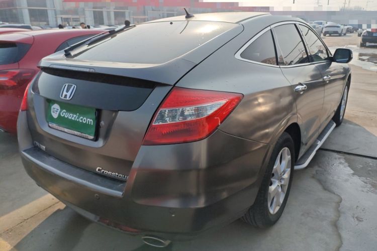Used Honda Crosstour 2012 2.4L Luxury Edition Rear Right 45 Deg