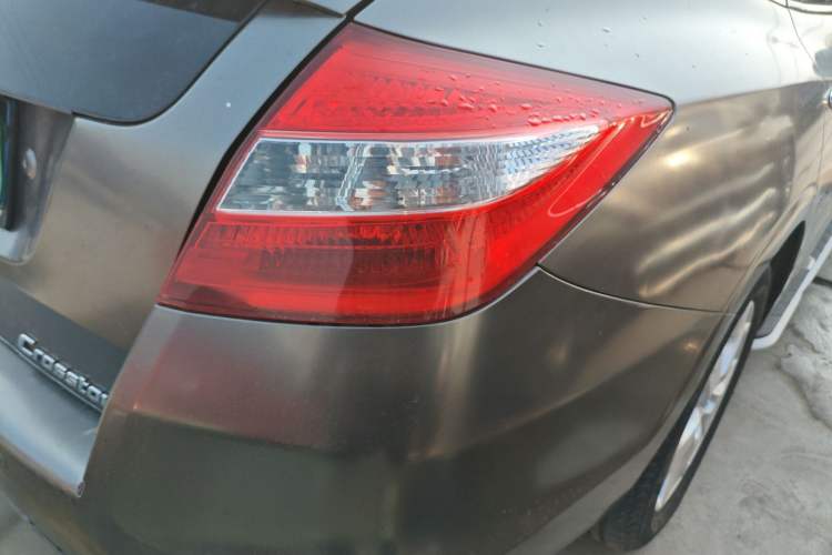 Used Honda Crosstour 2012 2.4L Luxury Edition Right Rear Taillight
