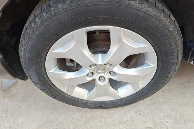 Used Honda Crosstour 2012 2.4L Luxury Edition Right Rear Wheel Hub