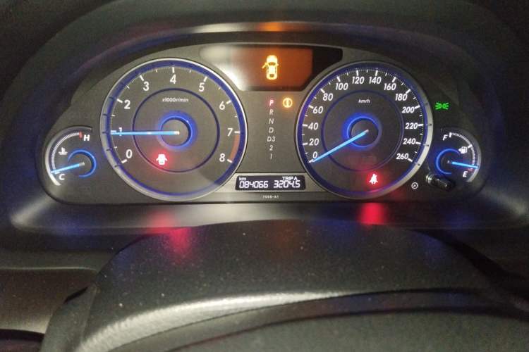 Used Honda Crosstour 2012 2.4L Luxury Edition Instrument Cluster