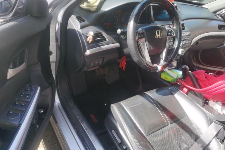 Used Honda Crosstour 2012 2.4L Luxury Edition Driver Seat