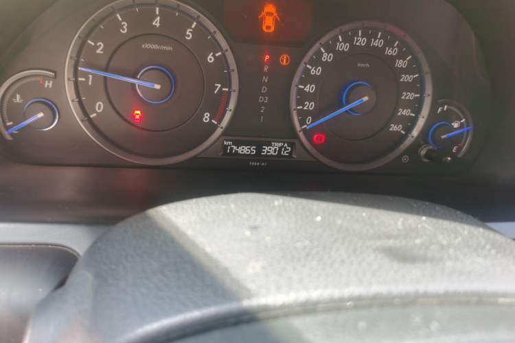 Used Honda Crosstour 2012 2.4L Luxury Edition Odometer Close Up