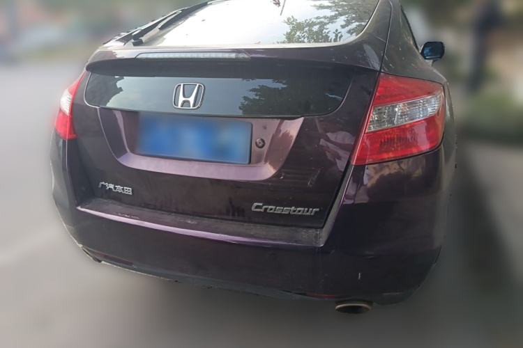 Used Honda Crosstour 2012 2.4L Luxury Edition Rear