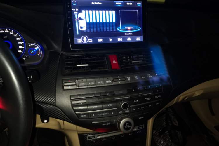 Used Honda Crosstour 2012 2.4L Luxury Edition Audio And AC Panel
