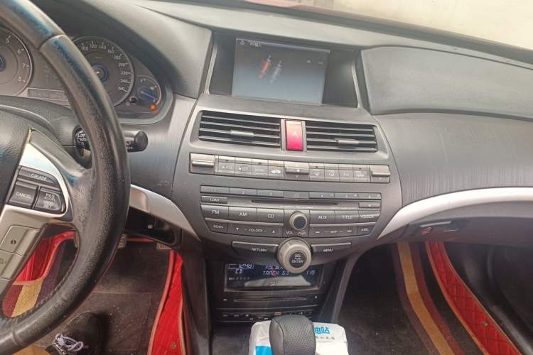 Used Honda Crosstour 2012 2.4L Luxury Edition Audio And AC Panel