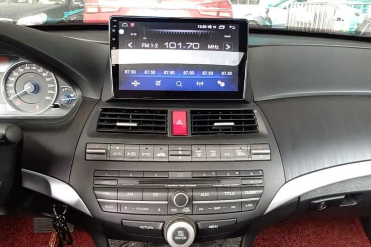 Used Honda Crosstour 2012 2.4L Luxury Edition Audio And AC Panel
