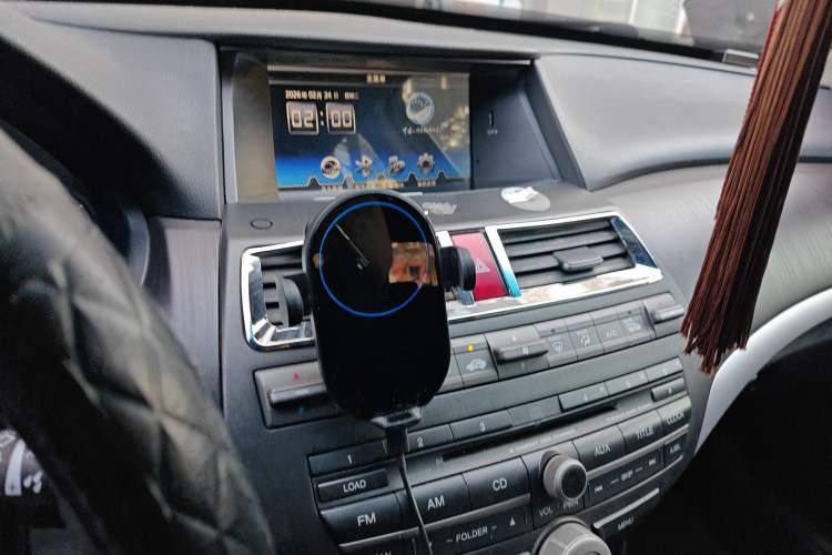 Used Honda Crosstour 2012 2.4L Luxury Edition Audio And AC Panel