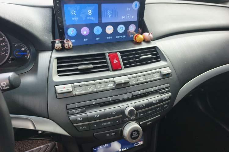 Used Honda Crosstour 2012 2.4L Luxury Edition Audio And AC Panel