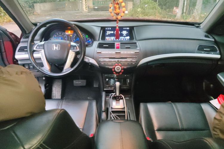 Used Honda Crosstour 2012 2.4L Prestige Edition Center Console