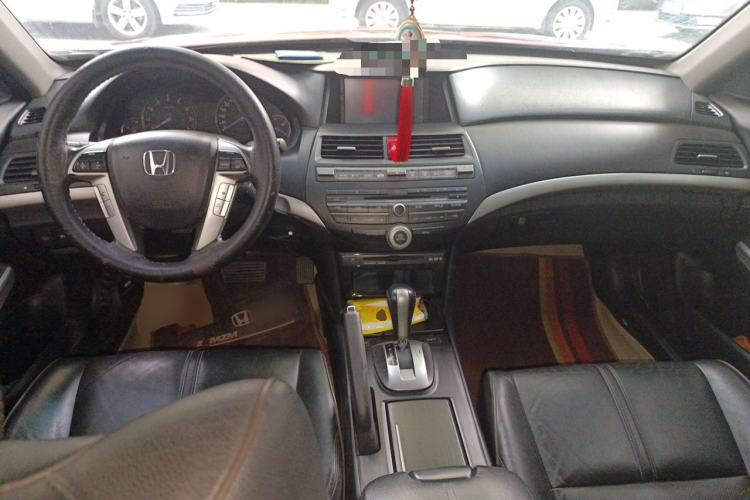 Used Honda Crosstour 2012 2.4L Luxury Edition Center Console