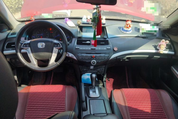 Used Honda Crosstour 2012 2.4L Luxury Edition Center Console