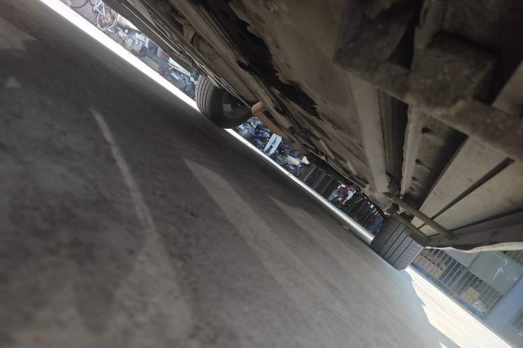 Used Honda Crosstour 2012 2.4L Luxury Edition Chassis Front Left
