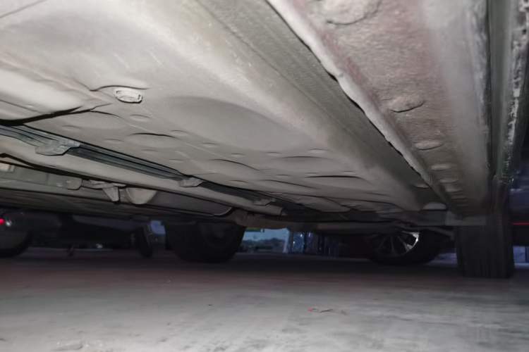 Used Honda Crosstour 2012 2.4L Luxury Edition Chassis Front Left