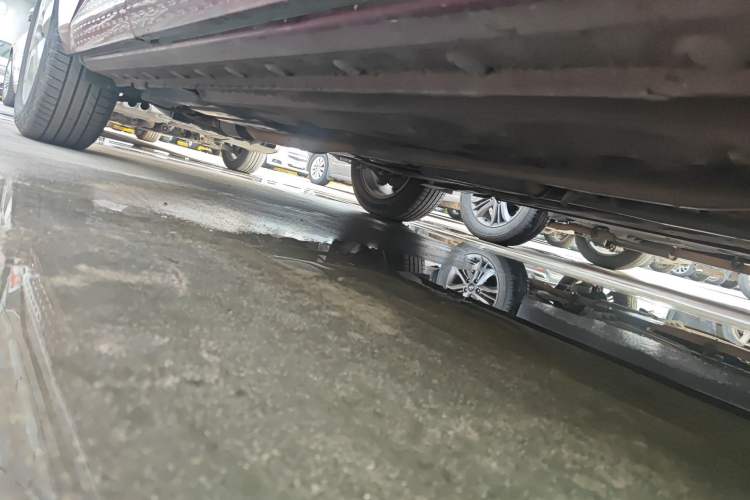 Used Honda Crosstour 2012 2.4L Prestige Edition Chassis Front Right