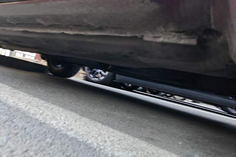 Used Honda Crosstour 2012 2.4L Luxury Edition Chassis Front Right