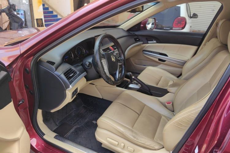 Used Honda Crosstour 2012 2.4L Luxury Edition Driver Seat