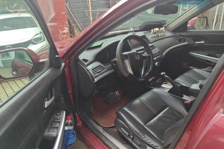Used Honda Crosstour 2012 2.4L Luxury Edition Driver Seat