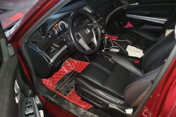 Used Honda Crosstour 2012 2.4L Luxury Edition Driver Seat