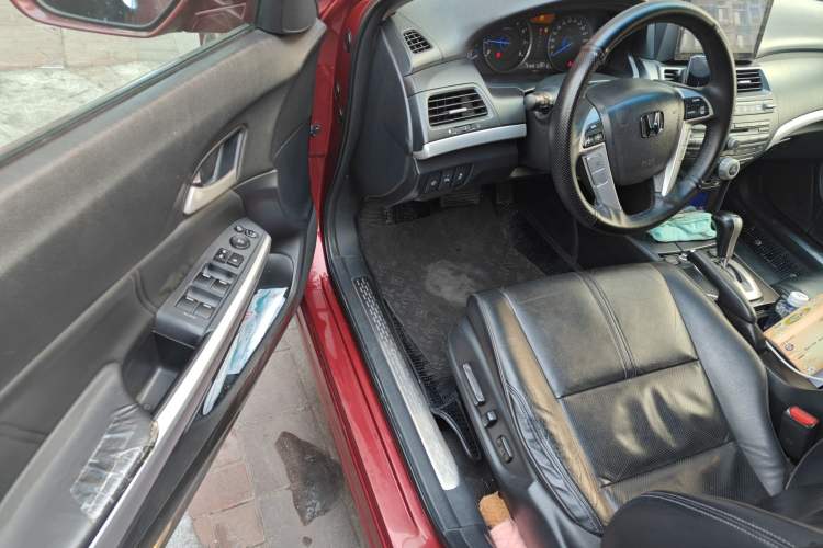 Used Honda Crosstour 2012 2.4L Luxury Edition Driver Seat