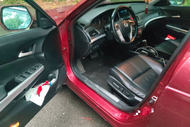 Used Honda Crosstour 2012 2.4L Prestige Edition Driver Seat
