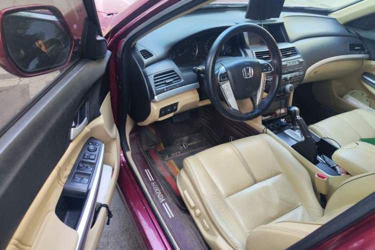 Used Honda Crosstour 2012 2.4L Luxury Edition Driver Seat