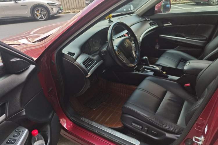 Used Honda Crosstour 2012 2.4L Prestige Edition Driver Seat
