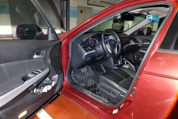 Used Honda Crosstour 2012 2.4L Luxury Edition Driver Seat