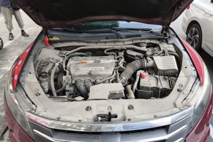 Used Honda Crosstour 2012 2.4L Luxury Edition Engine Bay