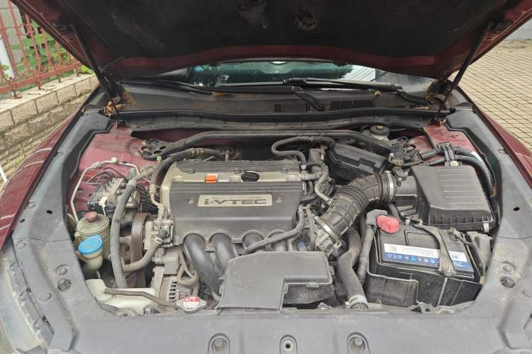 Used Honda Crosstour 2012 2.4L Luxury Edition Engine Bay