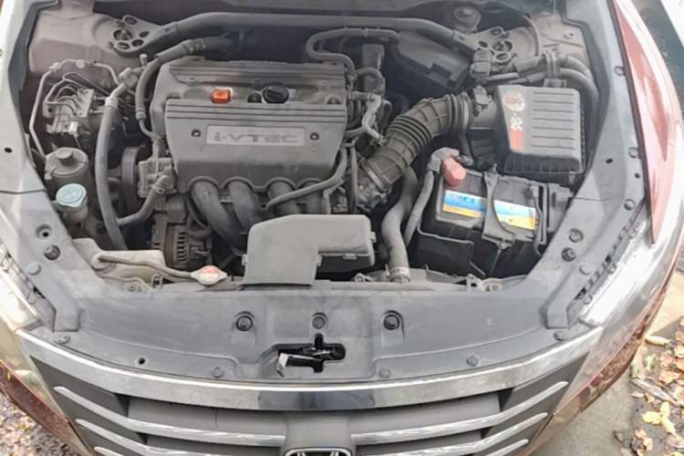 Used Honda Crosstour 2012 2.4L Luxury Edition Engine Bay