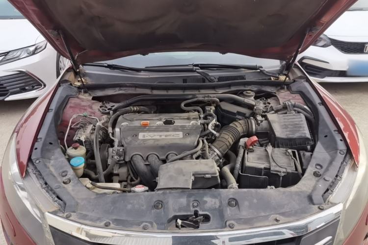 Used Honda Crosstour 2012 2.4L Luxury Edition Engine Bay