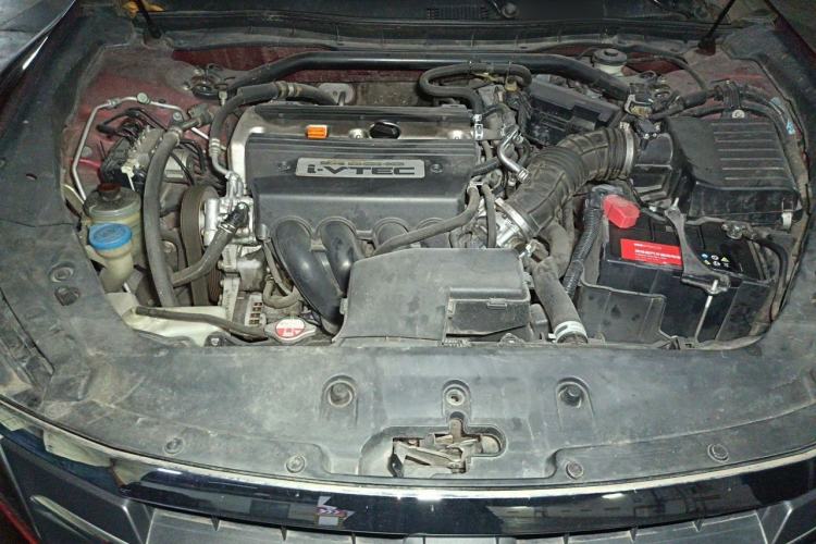 Used Honda Crosstour 2012 2.4L Luxury Edition Engine Bay