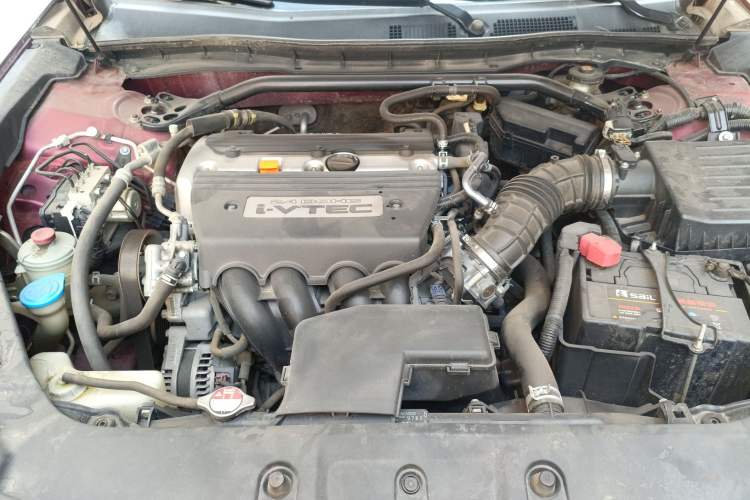 Used Honda Crosstour 2012 2.4L Luxury Edition Engine Bay