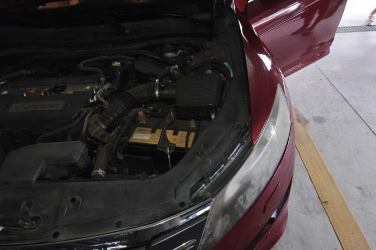 Used Honda Crosstour 2012 2.4L Luxury Edition Engine Bay Left