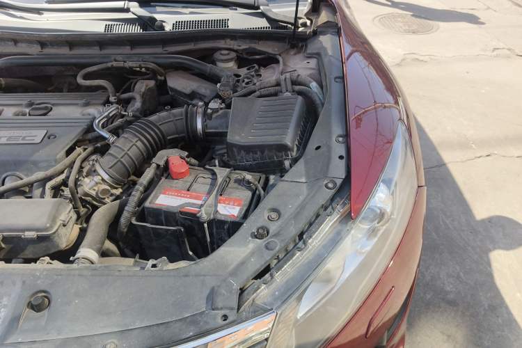 Used Honda Crosstour 2012 2.4L Luxury Edition Engine Bay Left