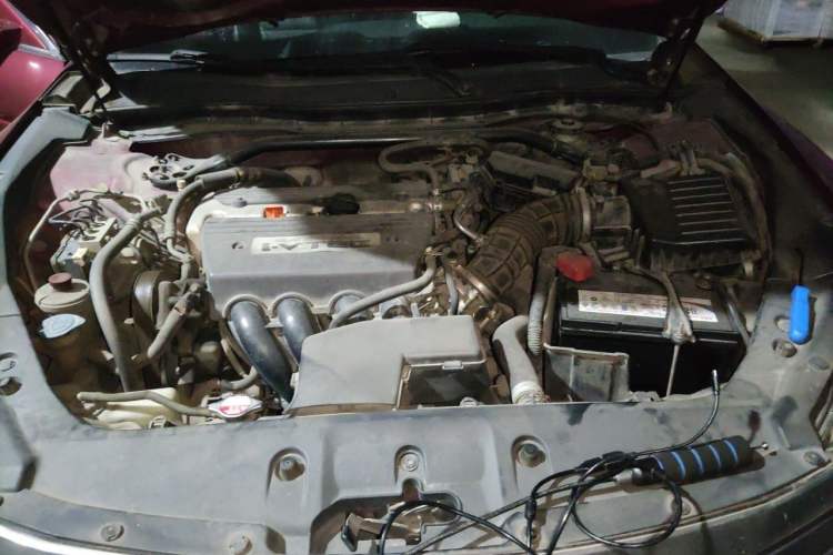 Used Honda Crosstour 2012 2.4L Luxury Edition Engine Bay