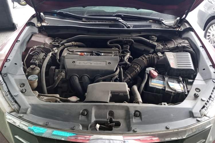 Used Honda Crosstour 2012 2.4L Luxury Edition Engine Bay