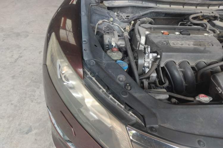 Used Honda Crosstour 2012 2.4L Luxury Edition Engine Bay Right