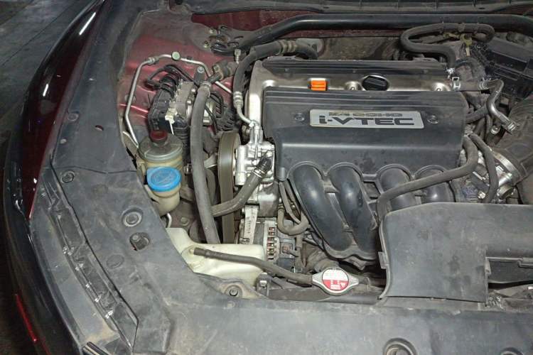 Used Honda Crosstour 2012 2.4L Luxury Edition Engine Bay Right