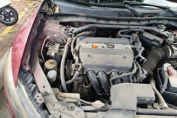 Used Honda Crosstour 2012 2.4L Luxury Edition Engine Bay Right