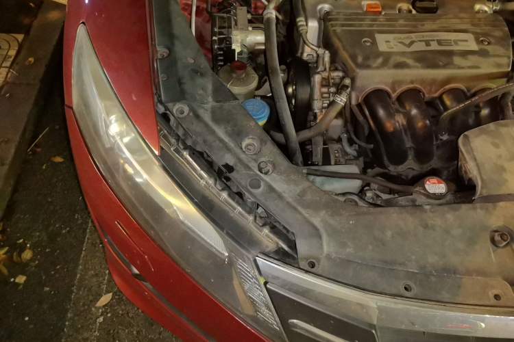 Used Honda Crosstour 2012 2.4L Luxury Edition Engine Bay Right