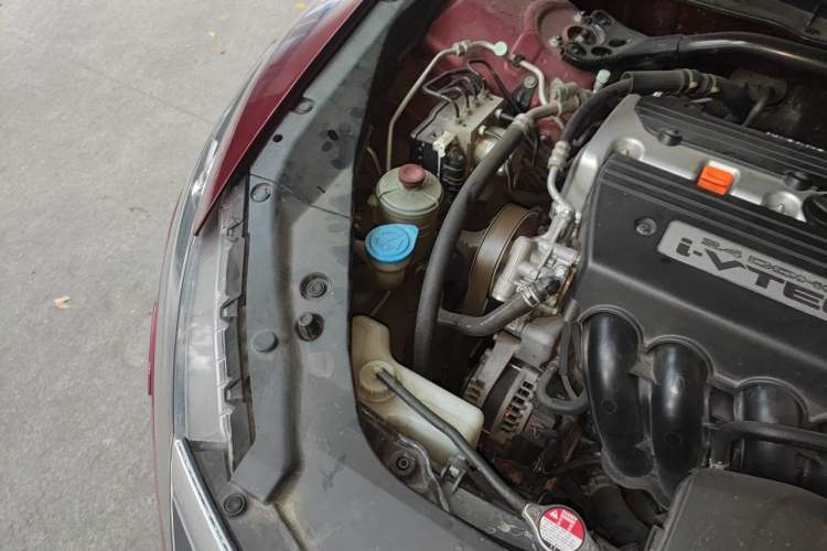 Used Honda Crosstour 2012 2.4L Luxury Edition Engine Bay Right
