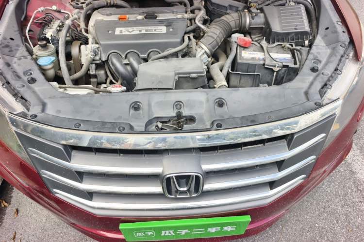 Used Honda Crosstour 2012 2.4L Luxury Edition Engine Bay