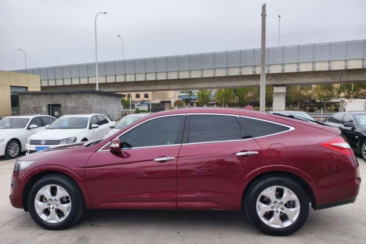 Used Honda Crosstour 2012 2.4L Luxury Edition Exterior 3