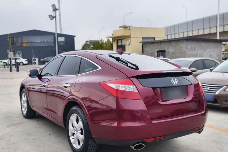 Used Honda Crosstour 2012 2.4L Luxury Edition Exterior 4