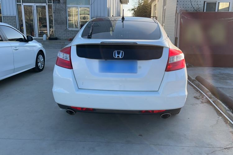 Used Honda Crosstour 2012 2.4L Luxury Edition Exterior 4