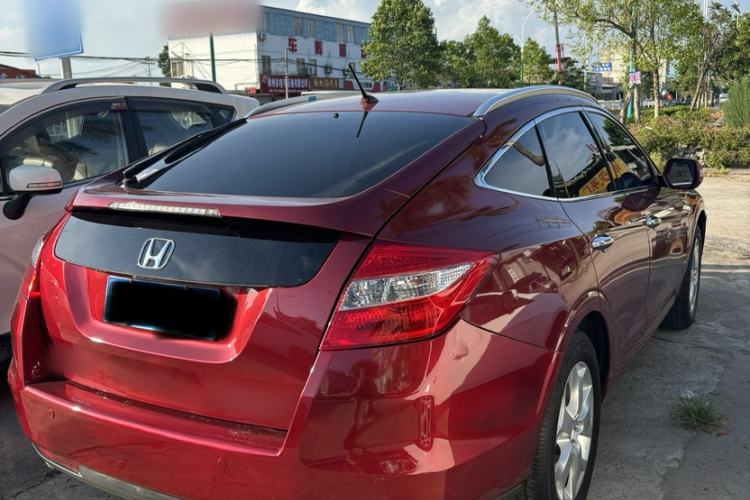 Used Honda Crosstour 2012 2.4L Luxury Edition Exterior 5