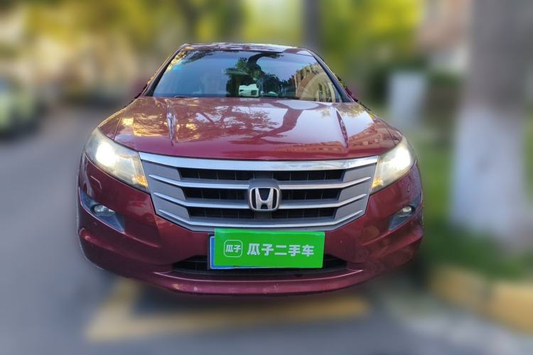 Used Honda Crosstour 2012 2.4L Luxury Edition Front