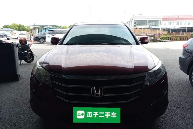 Used Honda Crosstour 2012 2.4L Luxury Edition Front