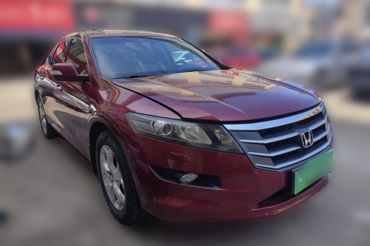 Used Honda Crosstour 2012 2.4L Luxury Edition Front Right 45 Deg
